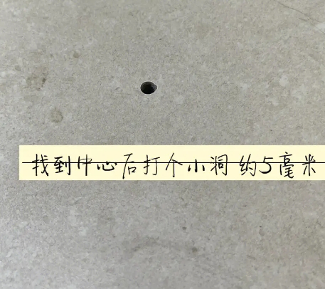 海兴瓷砖空鼓维修公司专业解答在瓷砖铺贴过程中，如果砂料搅拌不均匀，将会带来以下问题